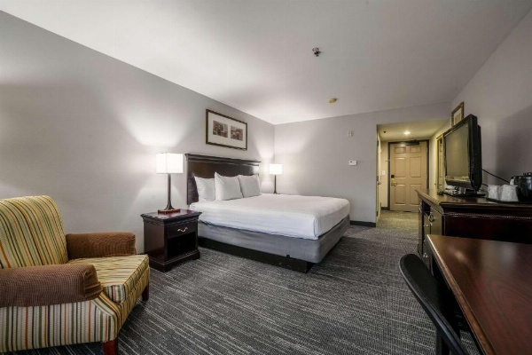 Country Inn & Suites by Radisson, Ontario at Ontario Mills, CA image 20